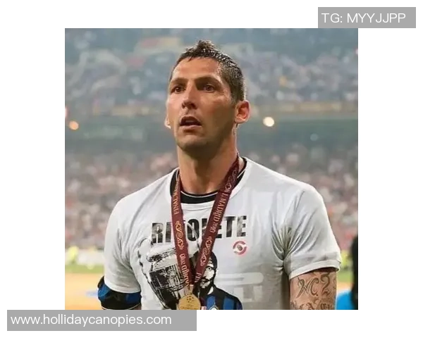 红牌最多的足球明星揭秘他们的职业生涯为何如此多次被罚下